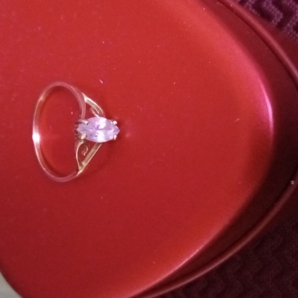 10K Gold Vintage Pink Ice Marquise Ring